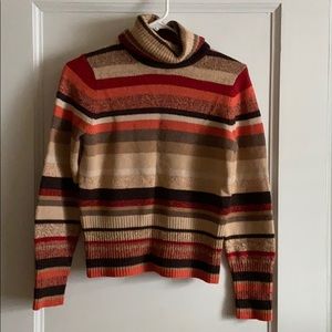 Limited turtle neck sweater